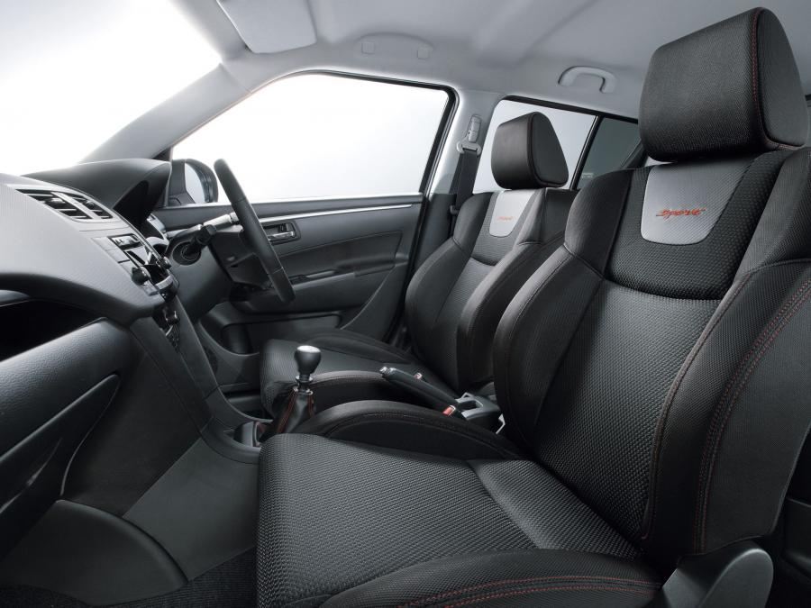  Suzuki Swift Sport 5-Door 2011 года  (JP) (фото 5 из 6)